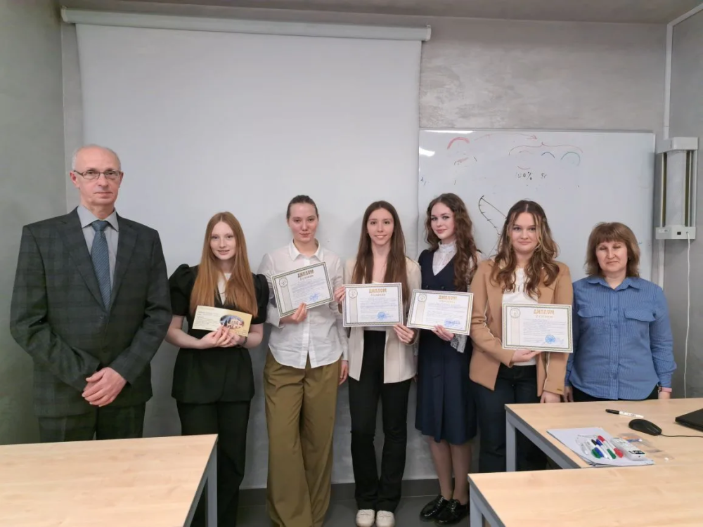 Более 90 школьников представили свои исследования на конференции «Эврика» в ПИМУ